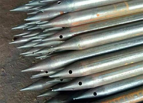 苏尼特右隧道钢花管现货